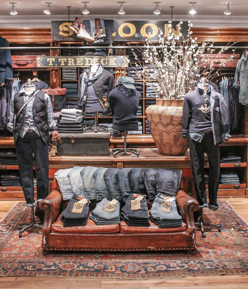 WEB_-Composition Design_Visual MerchandisingRalph Lauren001.jpg