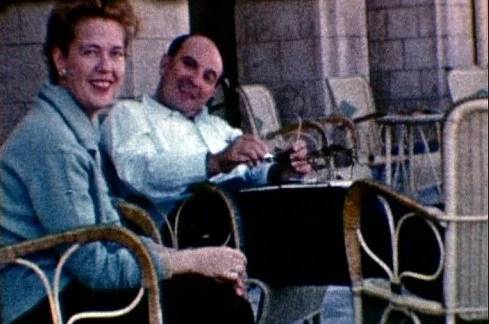 Slipp singularitetene fri! Om Lene Bergs kunst