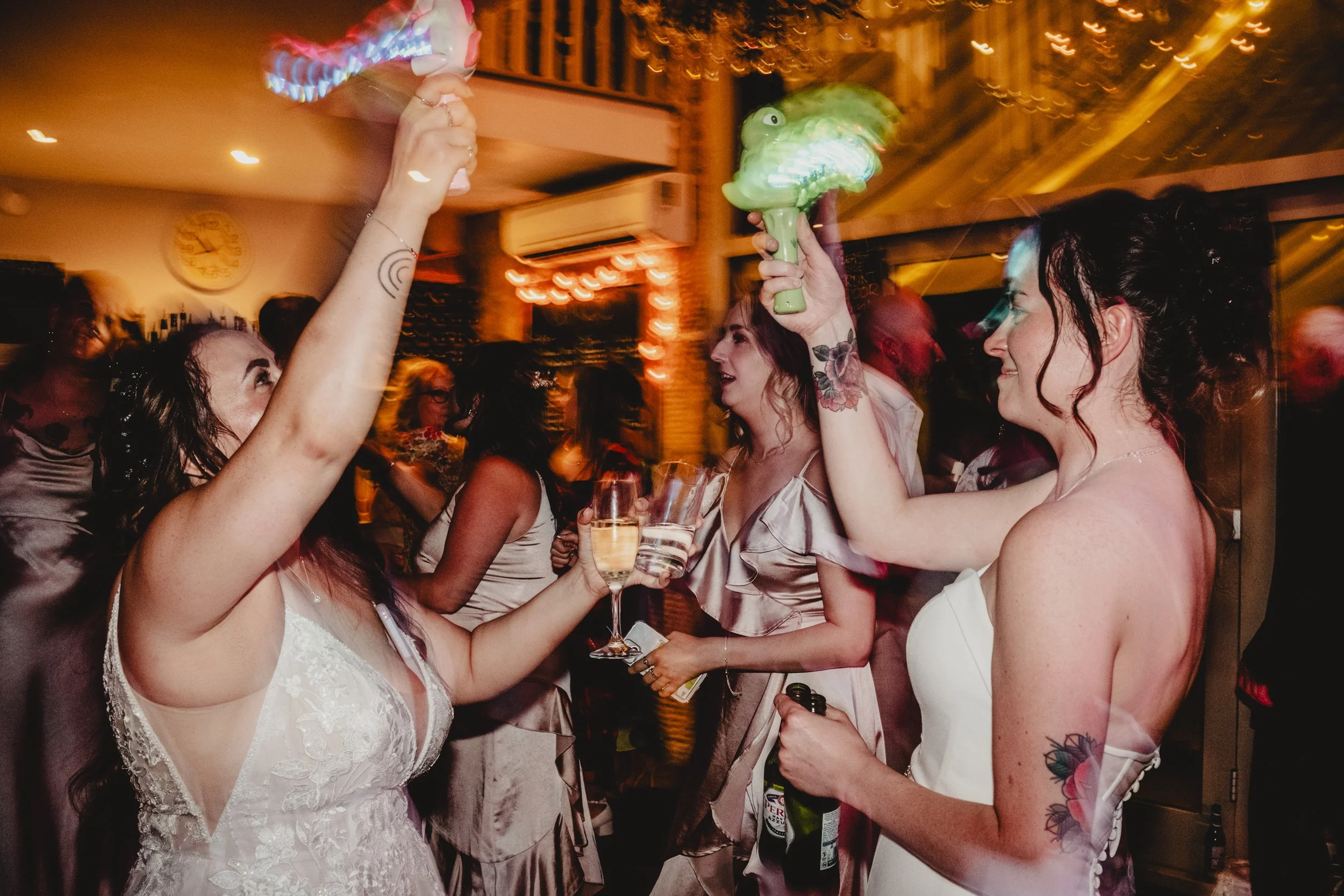 Chilli Barn Wedding Photos-86.jpg