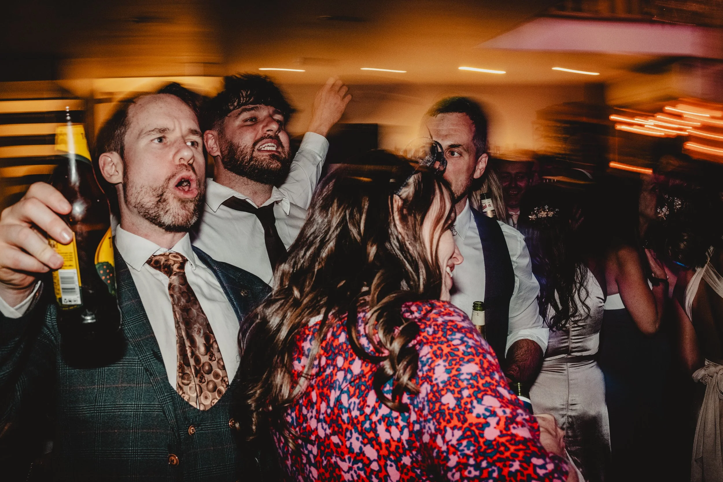 Chilli Barn Wedding Photos-92.jpg
