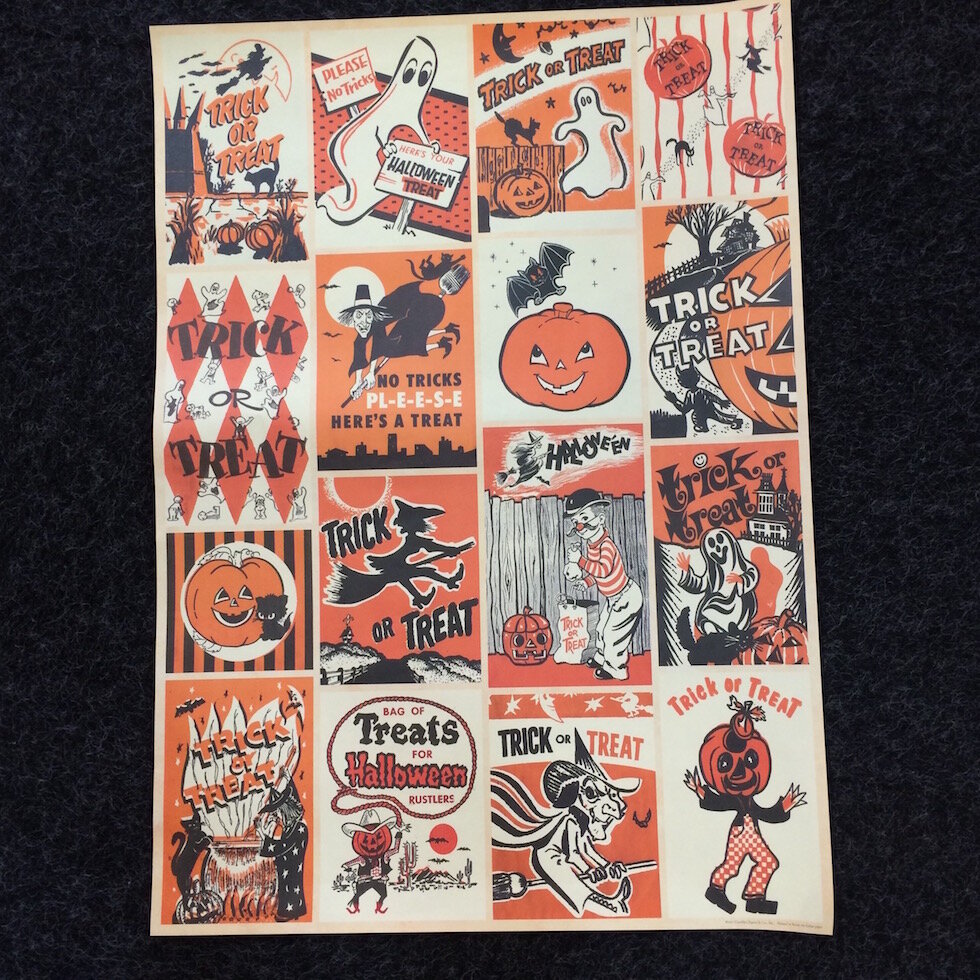 Halloween retro paper .jpg