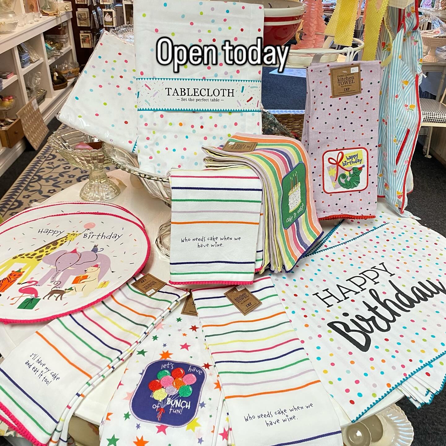 Open today! Birthdays are fun at Summer Porch!
#summer_porch