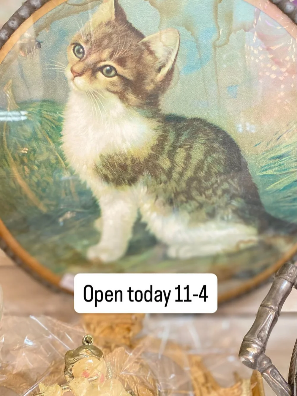 Open today 11-4. #summer_porch