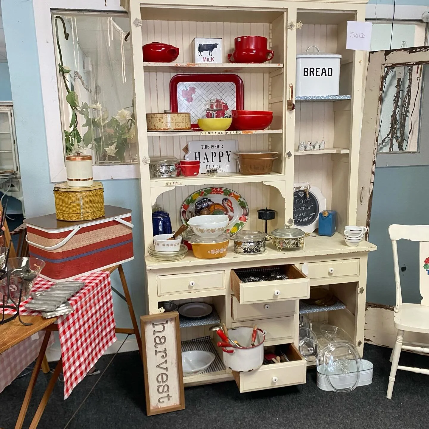 Today Saturday and tomorrow Sunday will be Summer Porch&rsquo;s last in store shopping. Stop in for amazing deals and say hi! #summer_porch #vintage #shoplocal