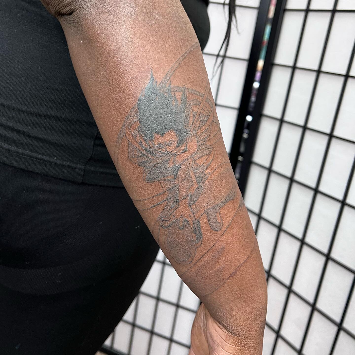 Eraser Head from My Hero Academia!! I would love to do more anime tattoos! To book, email noxsanetattoos@gmail.com ✨ #queer #queerart #queerartist #queertattooer #queertattooartist #qttr #milwaukee #milwaukeetattoo #milwaukeetattoos #milwaukeetattooa