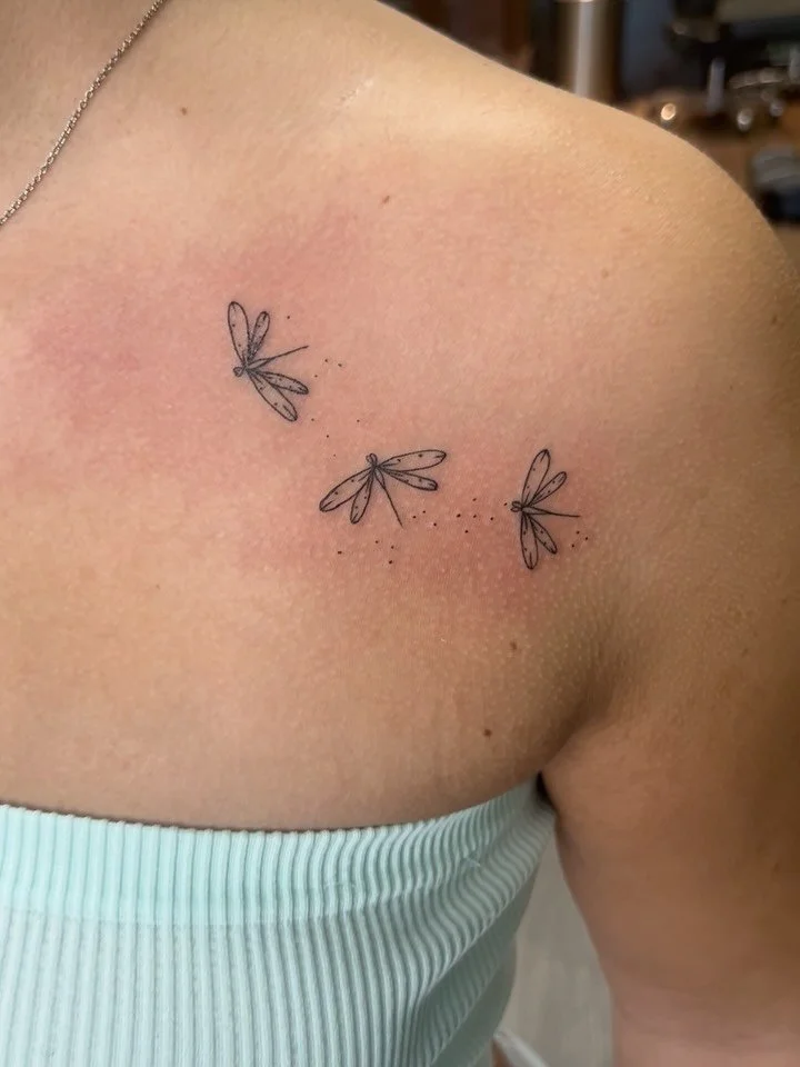 Love a fine line moment!

HMU TO JUMP ON THE BOOKS!

@riverwesttattooco #tattoomilwaukee #milwaukeetattoo #tattoolife #ink #dragonflies #finelinetattoo
