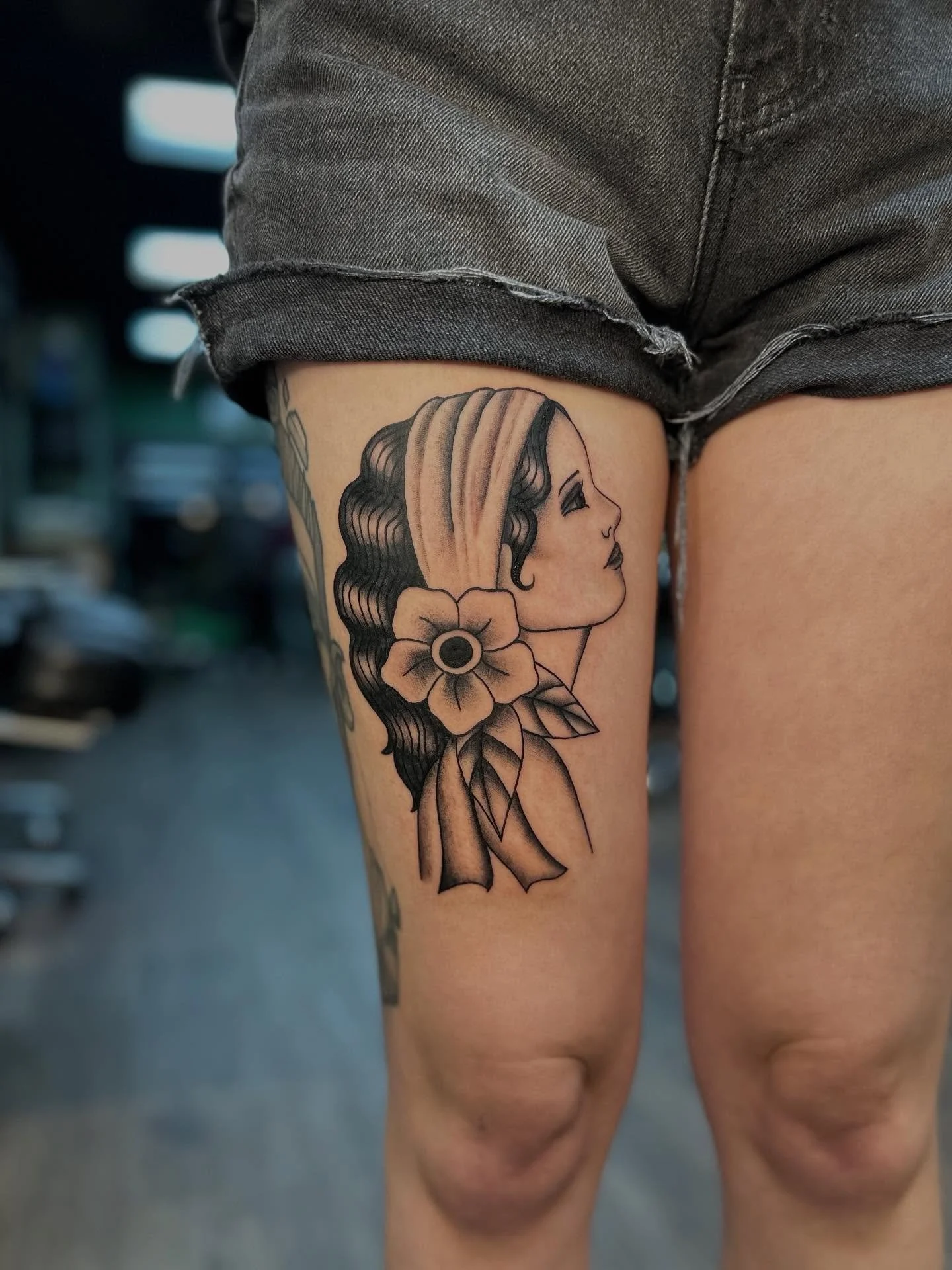 big ole lady head from my flash! thank u this was SO so fun