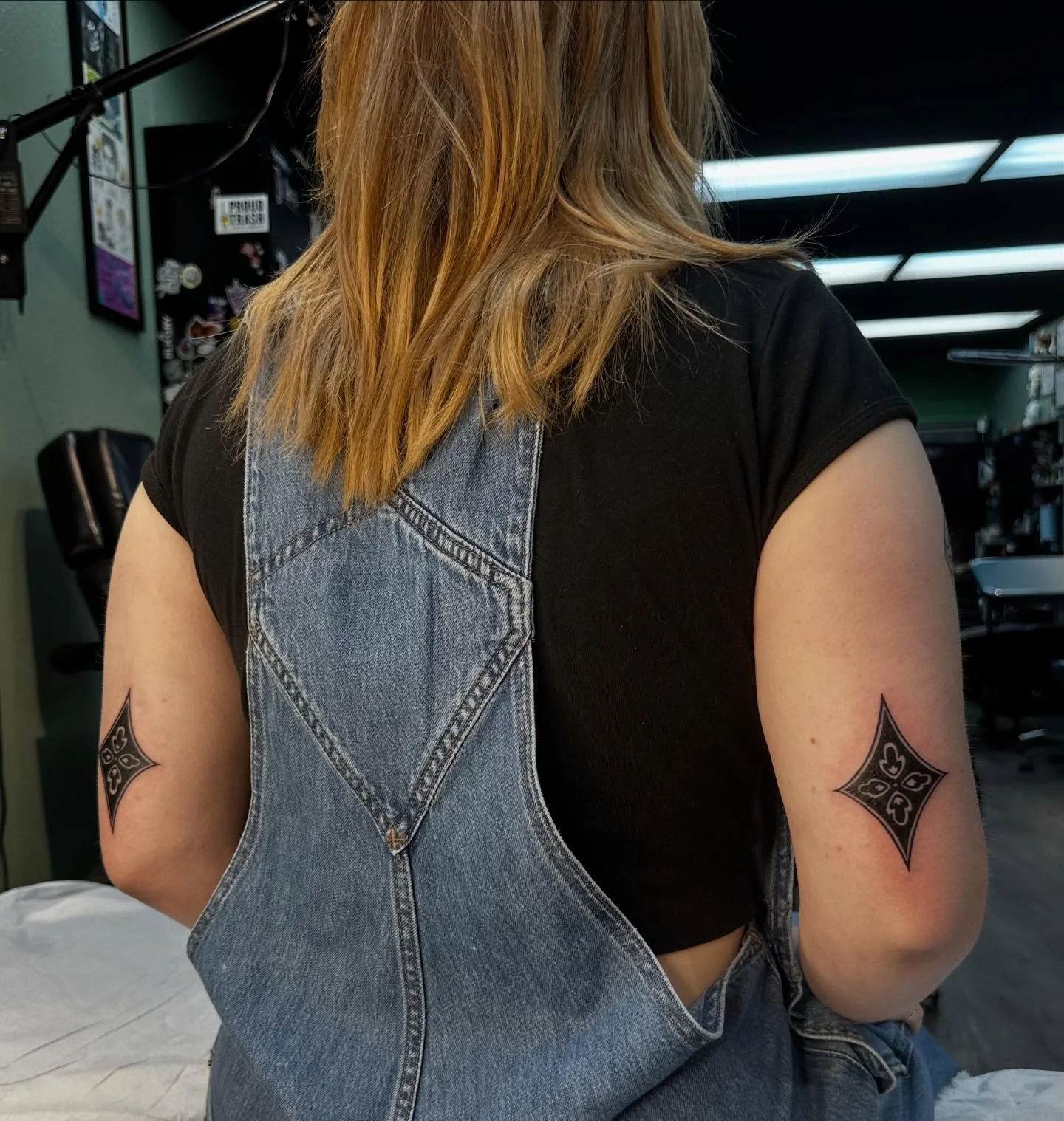 some super fun and super cool tattoos for some super fun and super cool people c: booking for january,, message me!
-
#mketattoo #milwaukeetattoo #tattoo #tattooapprentice