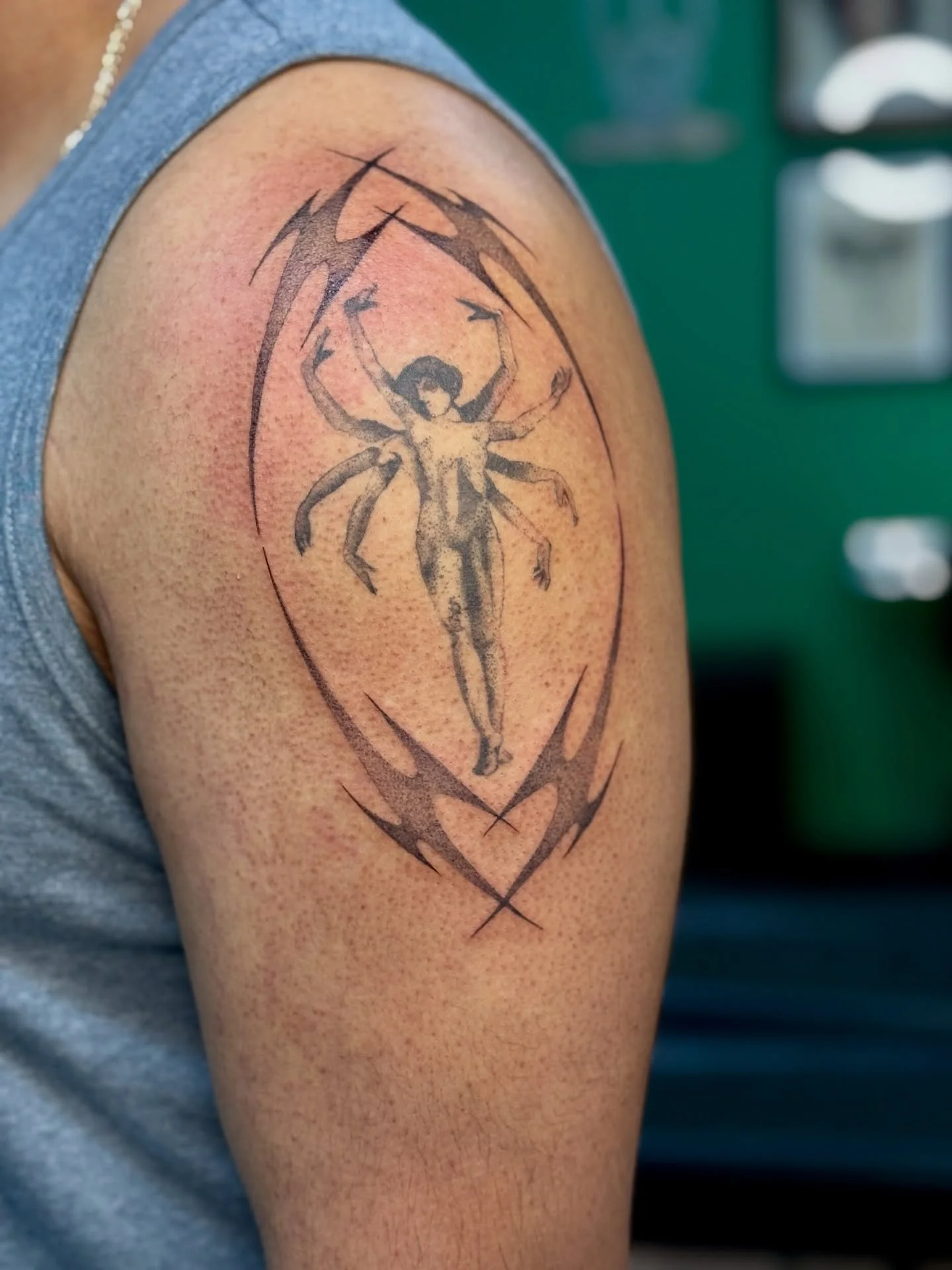 Added some framing to Fidel&rsquo;s arm yesterday! The girl is 6 months healed with a bit of a touchup in the right hands :) Would love to do more gap filler or framing!

DM, email or visit my venue to book something with me! I have availability left