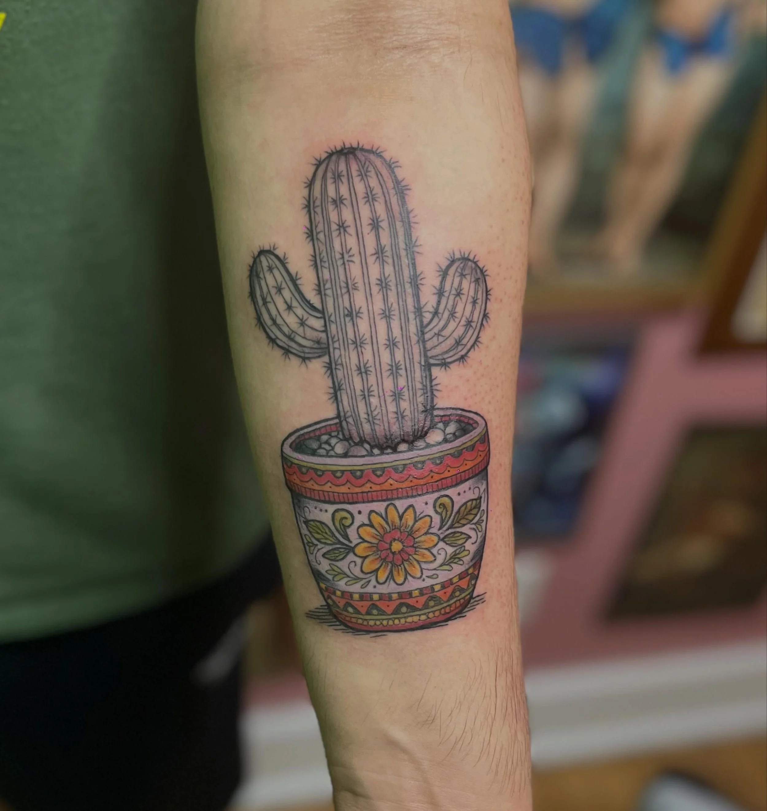 I love my friends, but I love giving them tattoos, even more! 

Thank you for the trust on this one, @veneziasodi 

#milwaukeeink