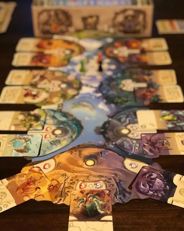 We&rsquo;re testing our heroic strength for a reward from the gods in Dice Forge by @libellud. Who will forge the strongest dice and emerge victorious? 
#tabletopgames #tabletopgaming #tabletop #tabletopgame #tabletopgamer #boardgames #boardgamesofin