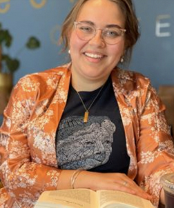 HANNAH HAYDEN, DCE / Director of Student Life