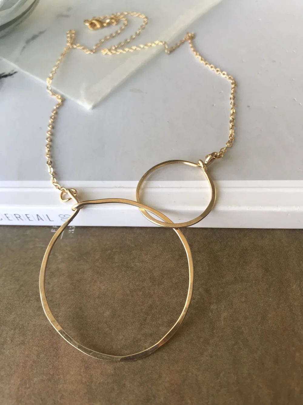 Intertwin Loops /14K Gold-Filled Modern Metal Work Circles Necklace — ISEA  DESIGNS