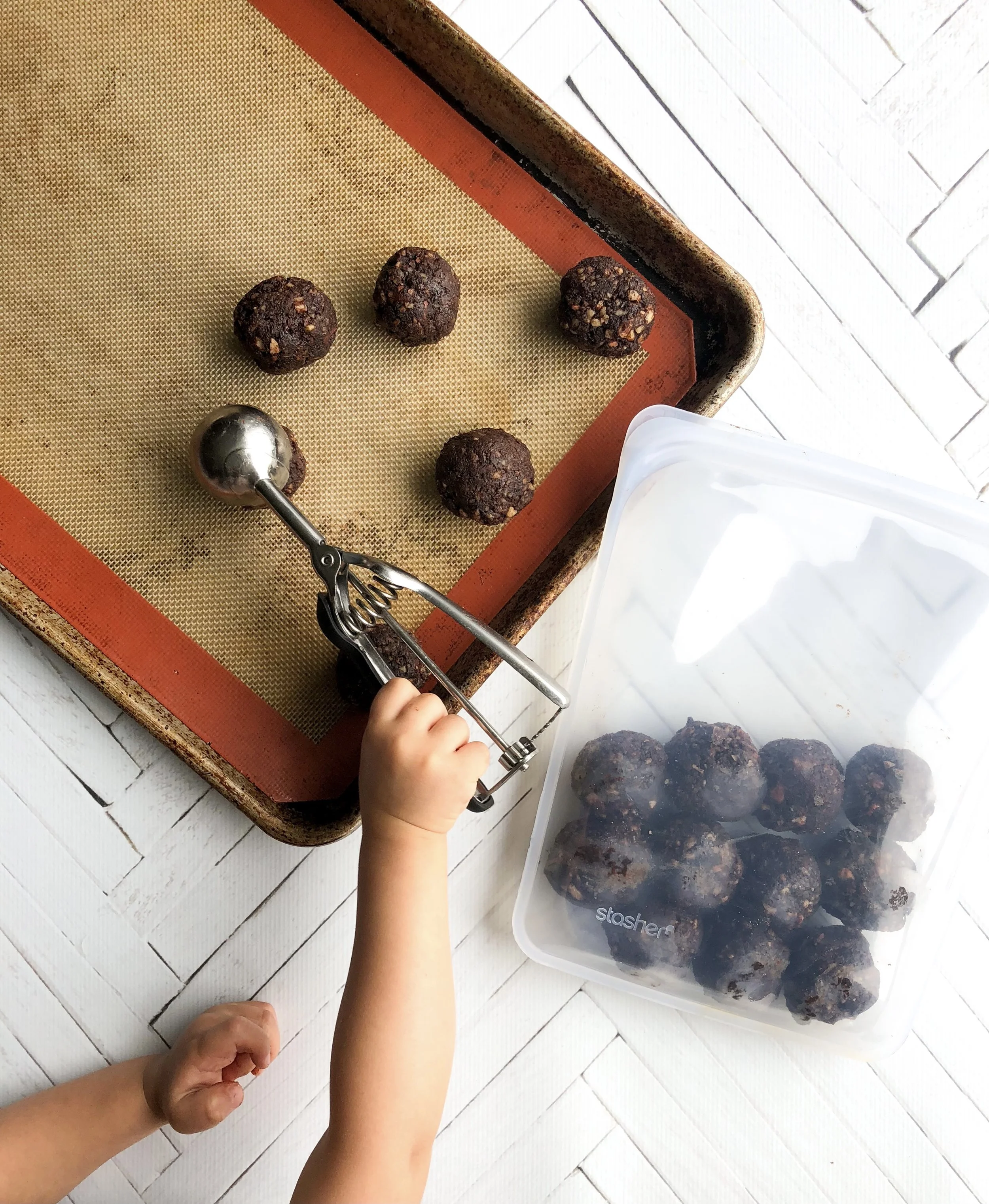 Recipe: Easy Food Processor Chocolate Truffles