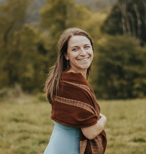 Episode 105:&nbsp;The Power of Reclaiming Your Voice with Emily Nachazel, Intuitive Business Coach 