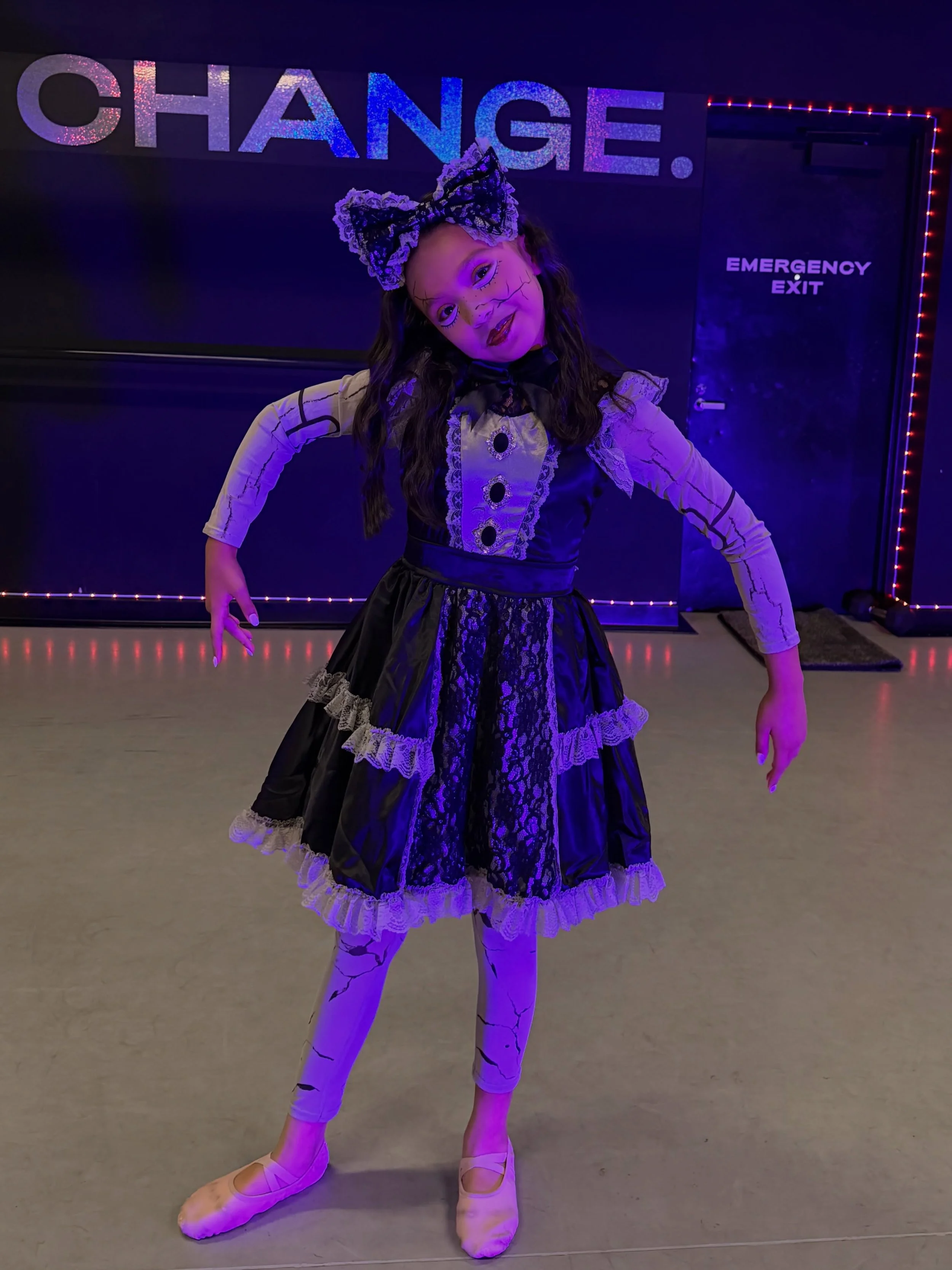 🎃👻 SPIRIT WEEK IS HERE!!! 👻🎃

Our little monsters  HIT THE DANCE FLOOR and brought ALL the spooky vibes! 🧛&zwj;♂️🐺🧟&zwj;♀️🔥 So much energy, so many smiles, and a whole lot of BOO-gie moves! 🩰💃🕸️

Let the spooky fun begin! 🖤🎃👻 #SpiritWee
