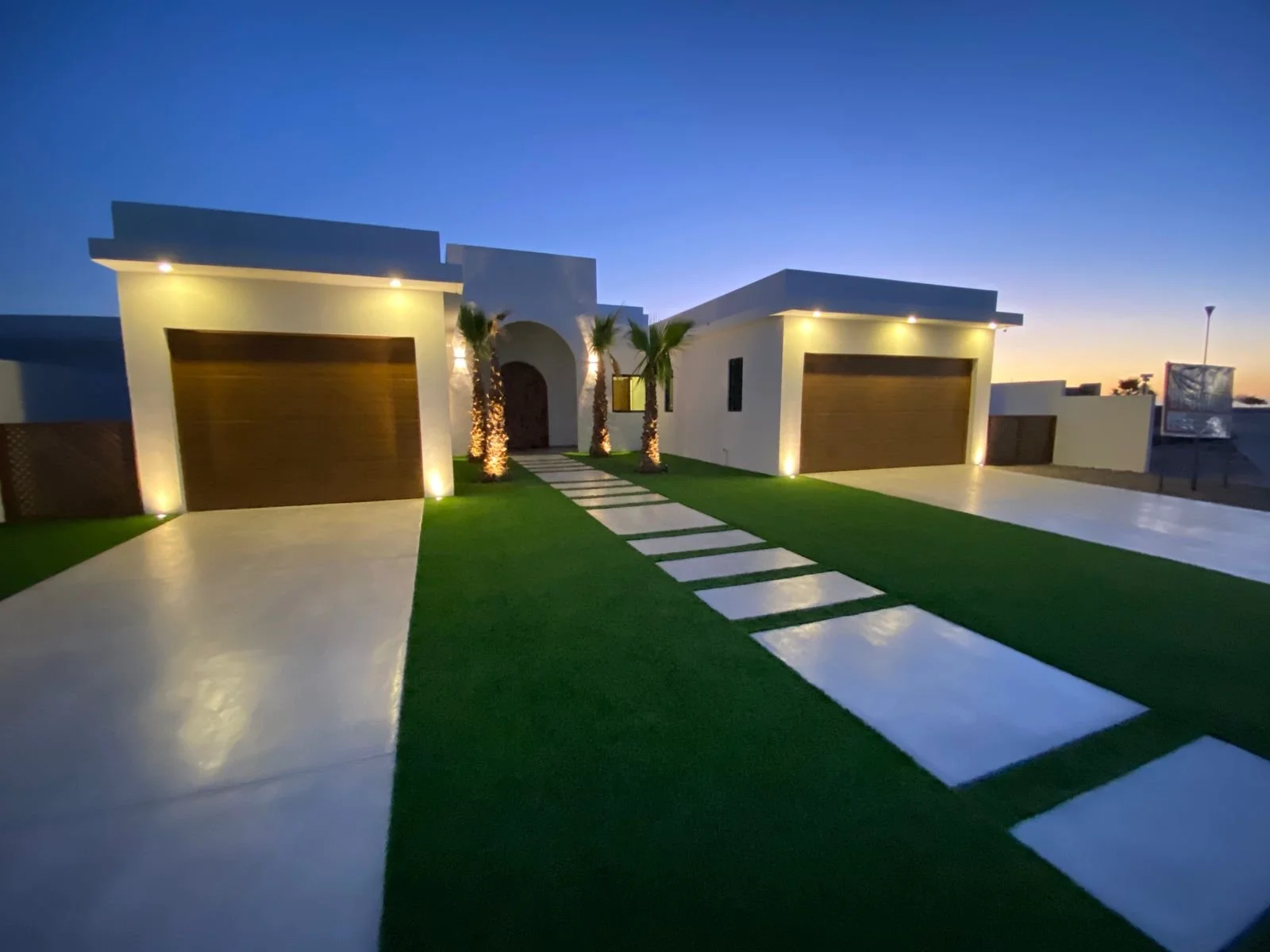 Front Casa Ocean Breeze (11).jpeg