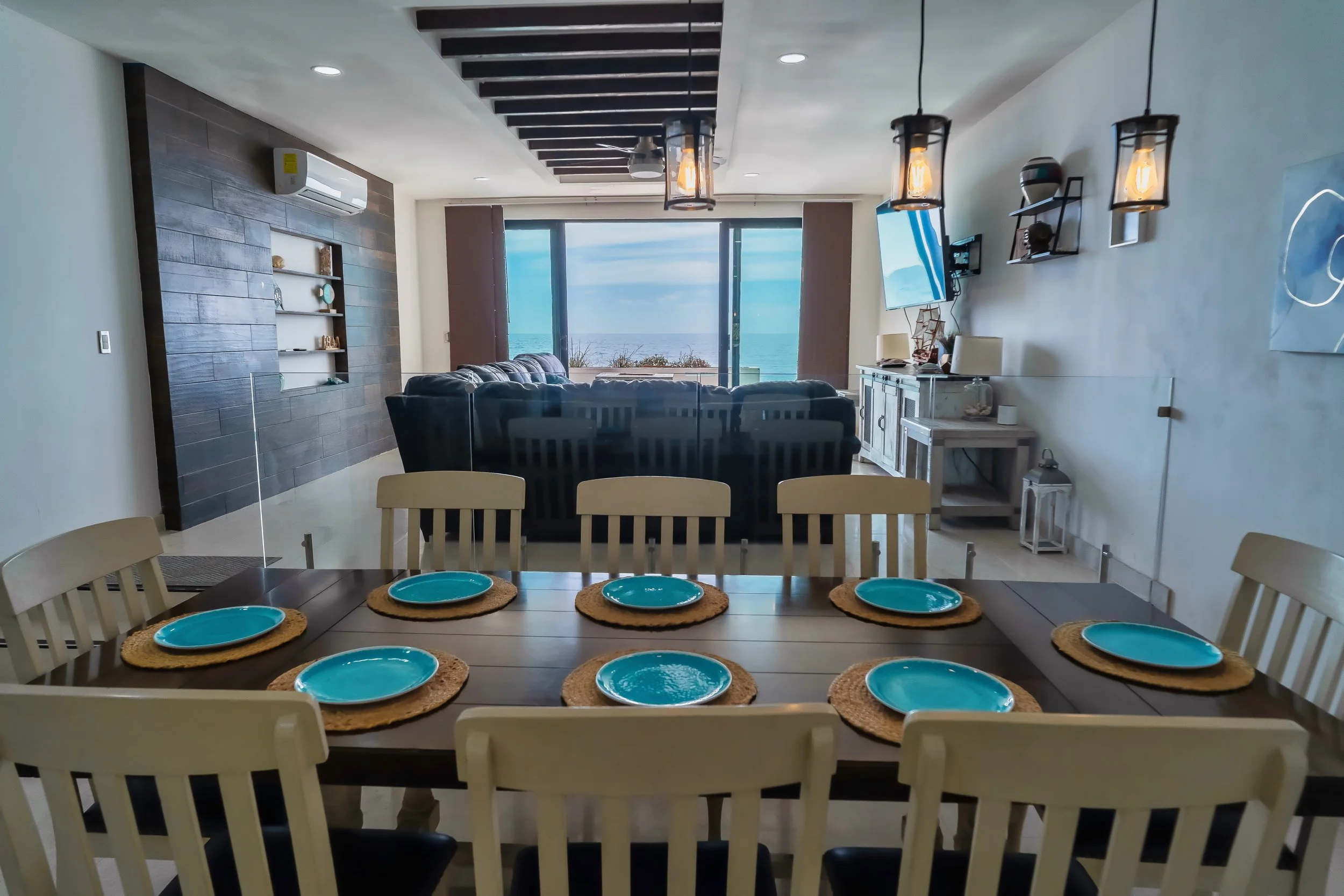 SEA GLASS VILLA (7).jpeg