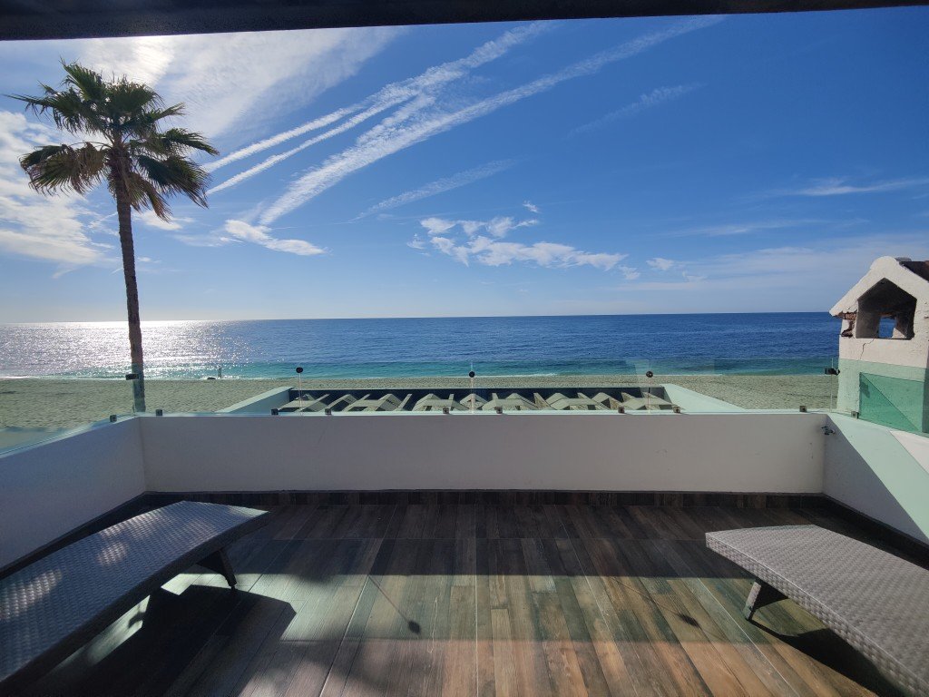 7.2 Seaglass Villa  (4).jpg