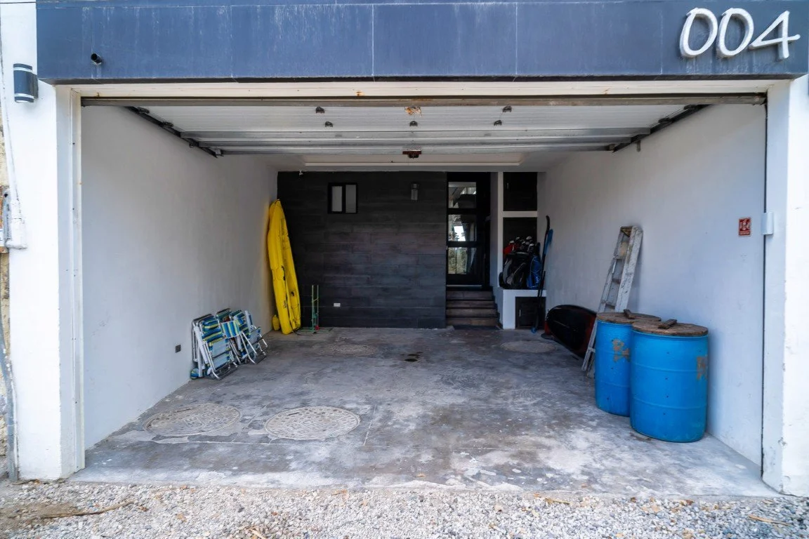 15 Seaglass Villa (1).jpeg