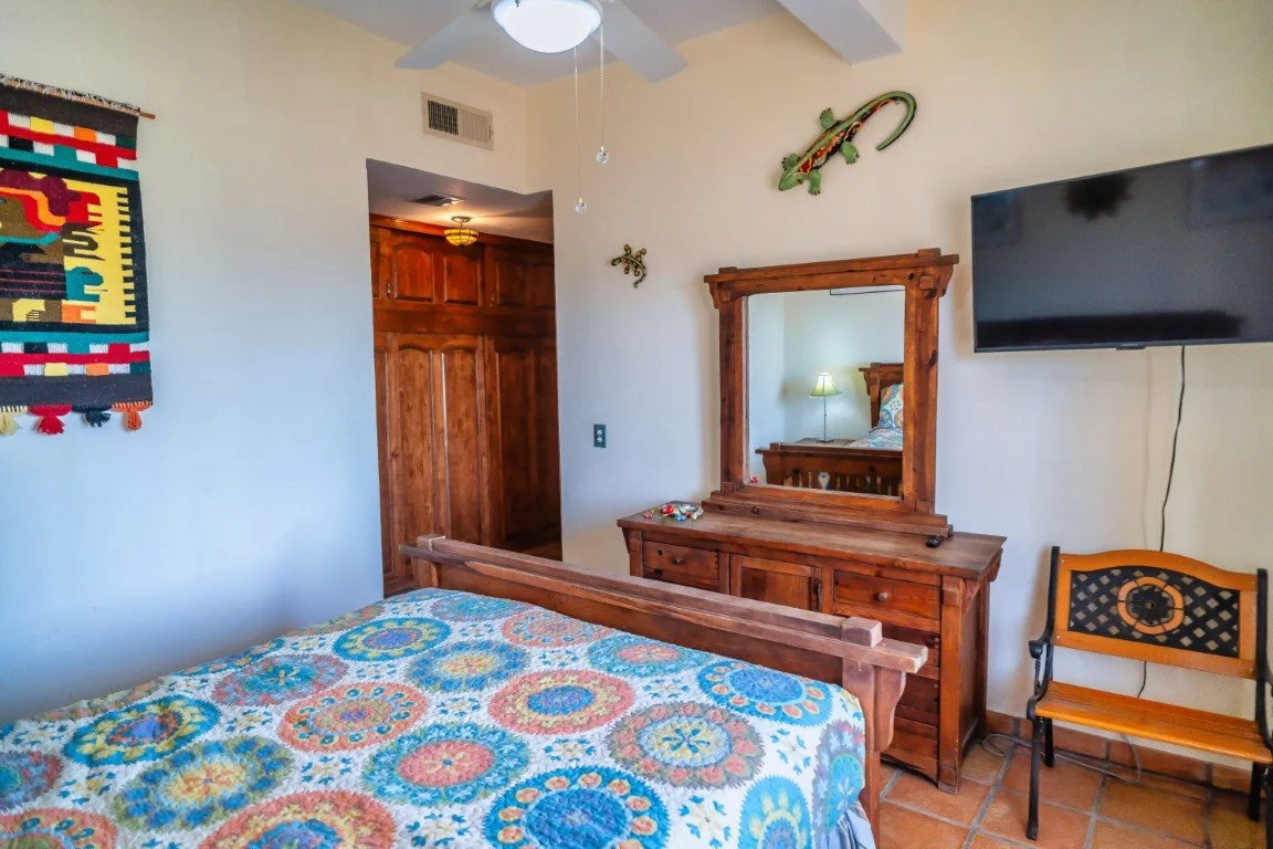 Ground floor guest bedroom (4).jpeg