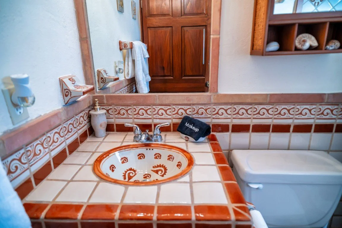 Ground floor Master bathroom (1).jpeg