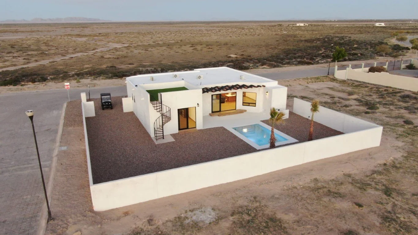 CASA GOLD SHORE, Laguna Shores