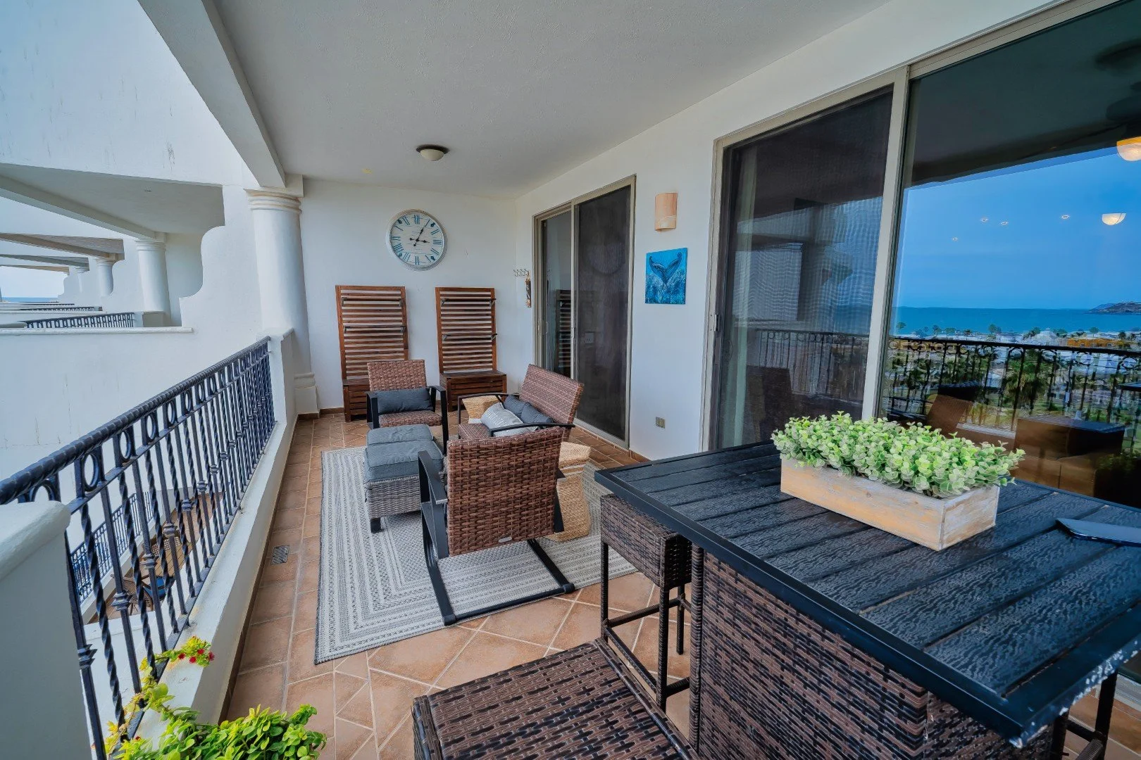 Balcony (4).jpeg