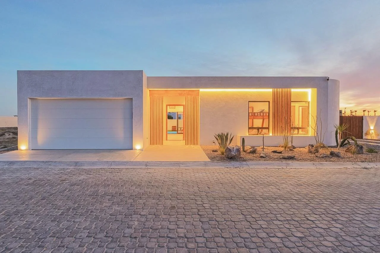 Seabreeze Villa Laguna Shores (1).jpeg