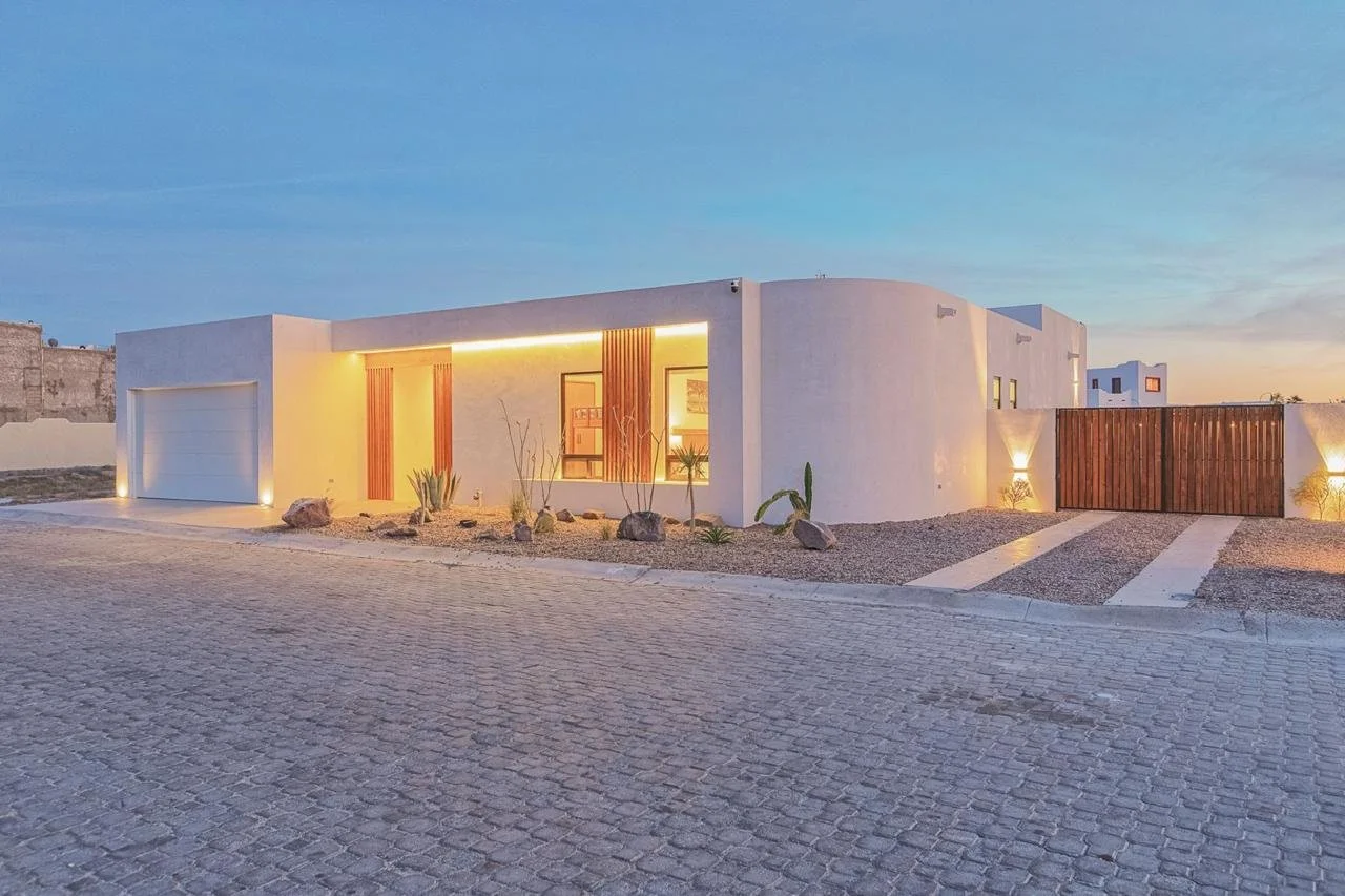 Seabreeze Villa Laguna Shores (59).jpeg