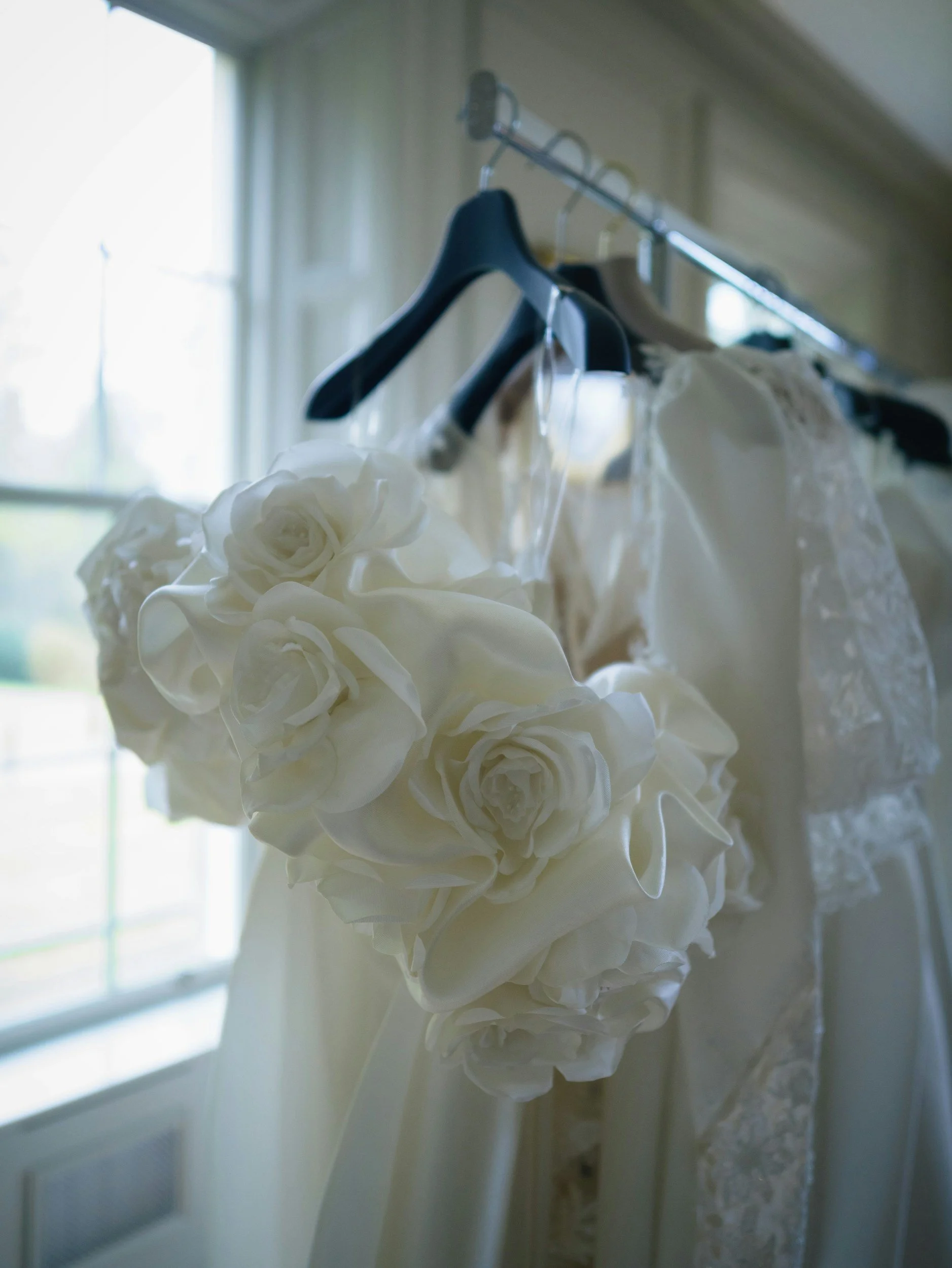 10 Wedding Dress Shopping Mistakes NYC Brides Make (And How to Avoid Them)