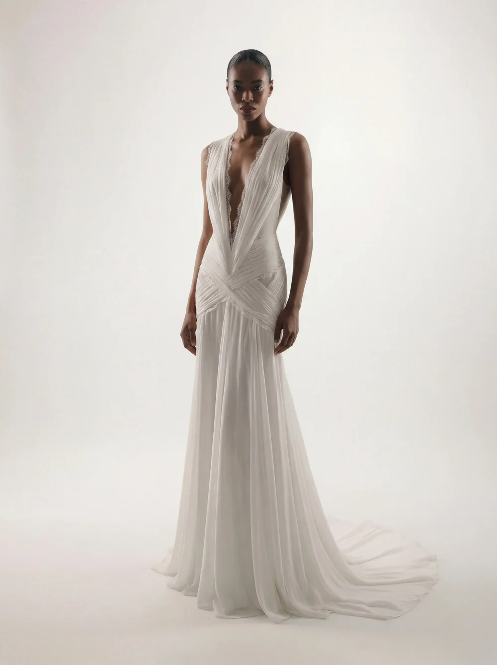 natural silk wedding dress A Guide to Choosing the Right Silk Wedding Dress