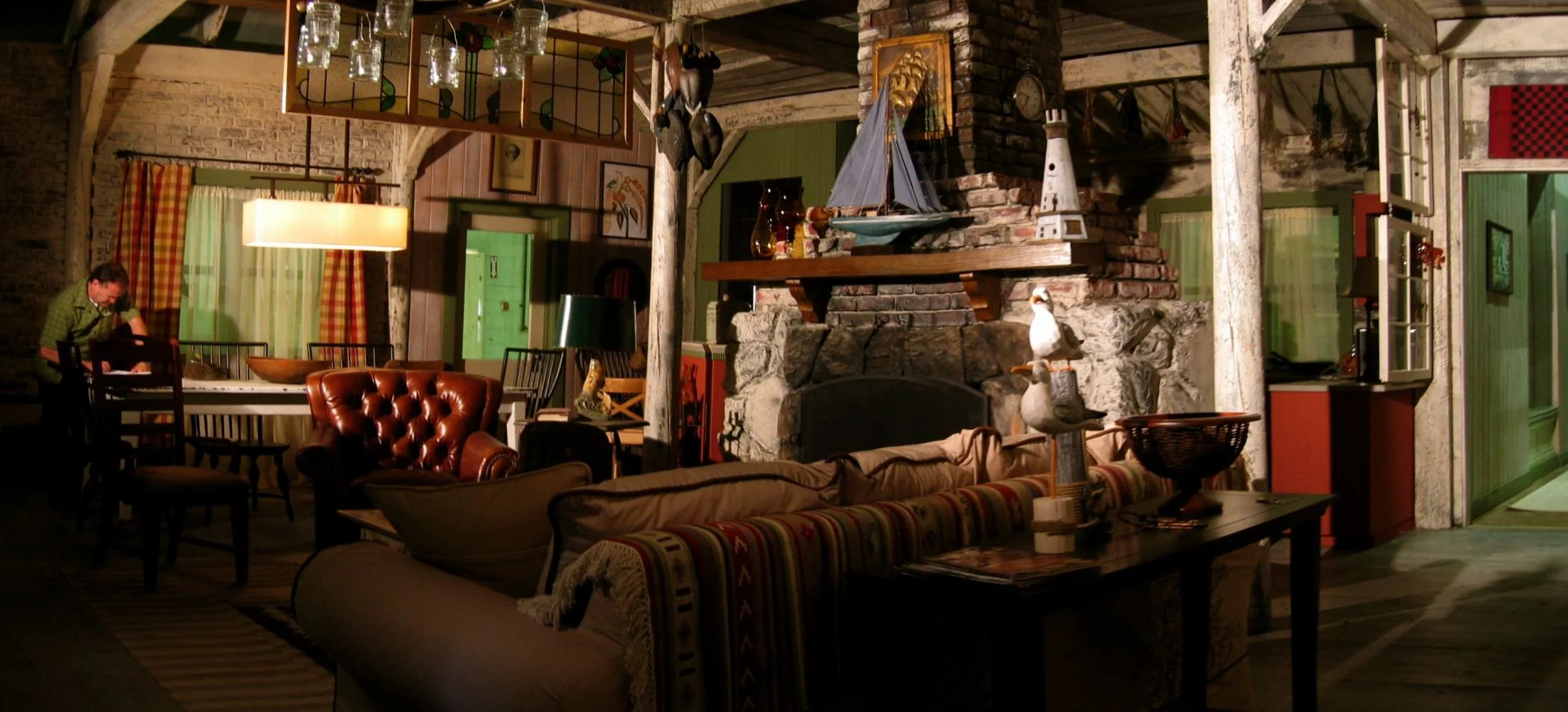 Circle cabin Comp.jpg