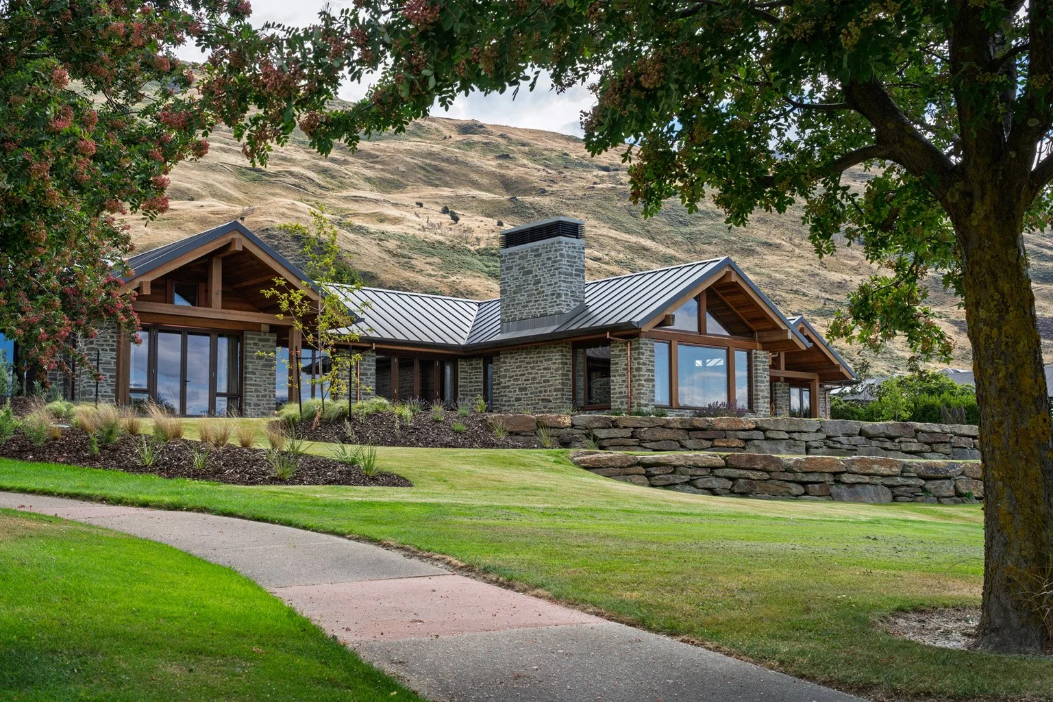 Foxglove-Lodge-Larkin (1a).jpg