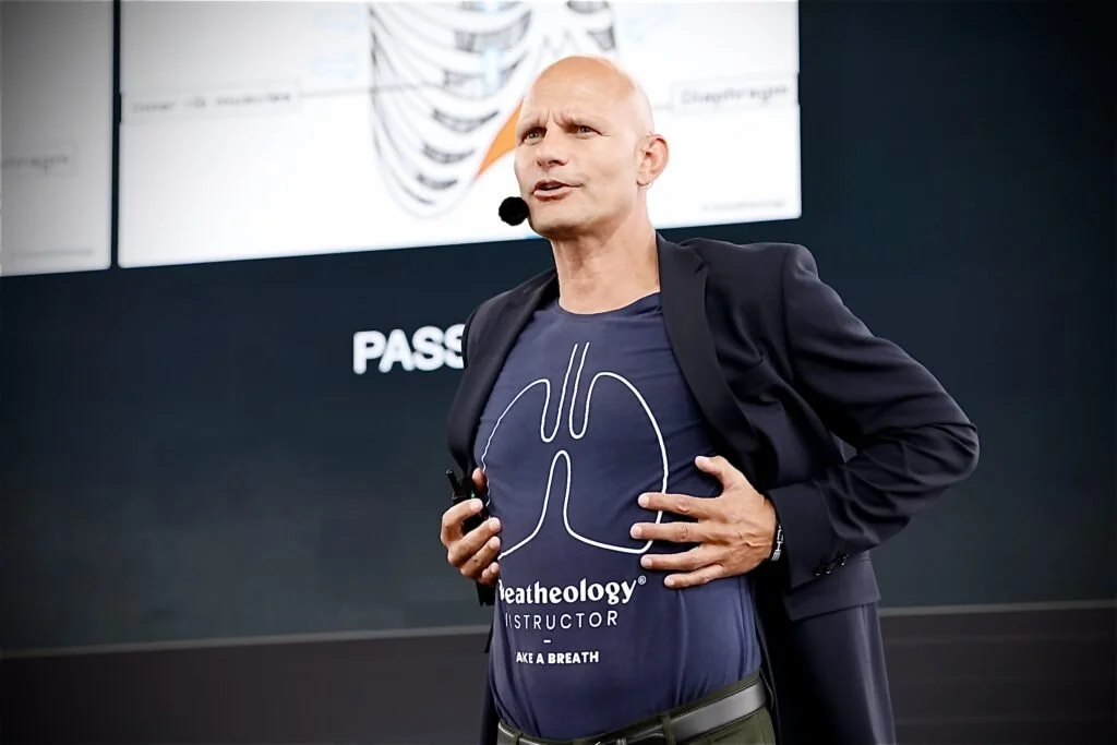 22 Minute Breath Hold: The Psychology of the Human Dolphin| Stig Severinsen| EP 600
