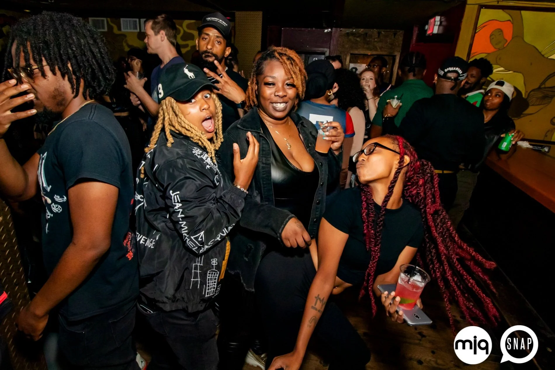 BAD GIRL FRIDAYS