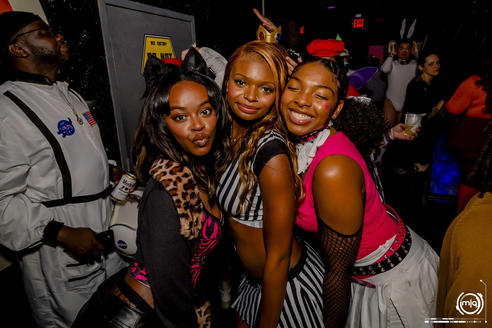 MJQ-10.31.25-200.jpg