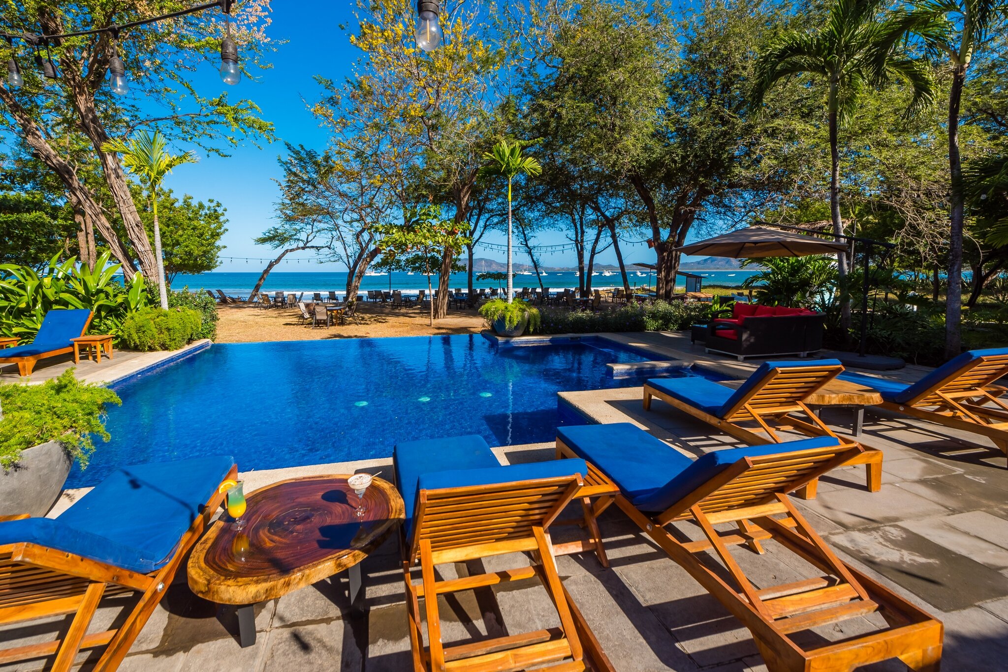 Langosta Beach Club Langosta Beach Club