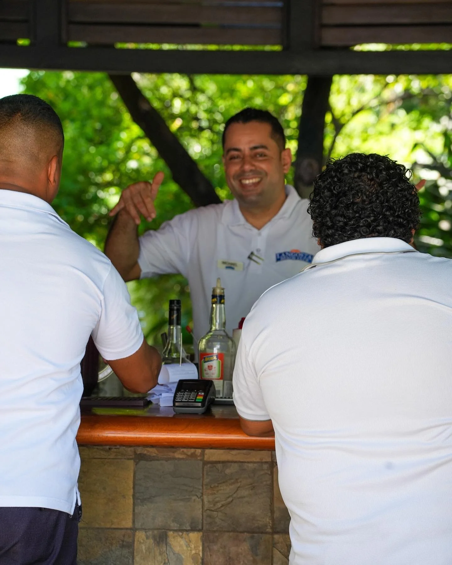 Throw up a Shaka for the guy making your favorite drink behind the counter! π€
When you come to Langosta Beach Club you can always count on the bartenders making your drink to be on their best game. Always feel free to come say hi to our staff! π