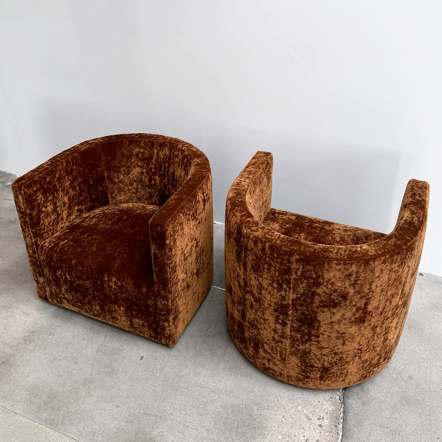 Confident Swivel 02.jpg