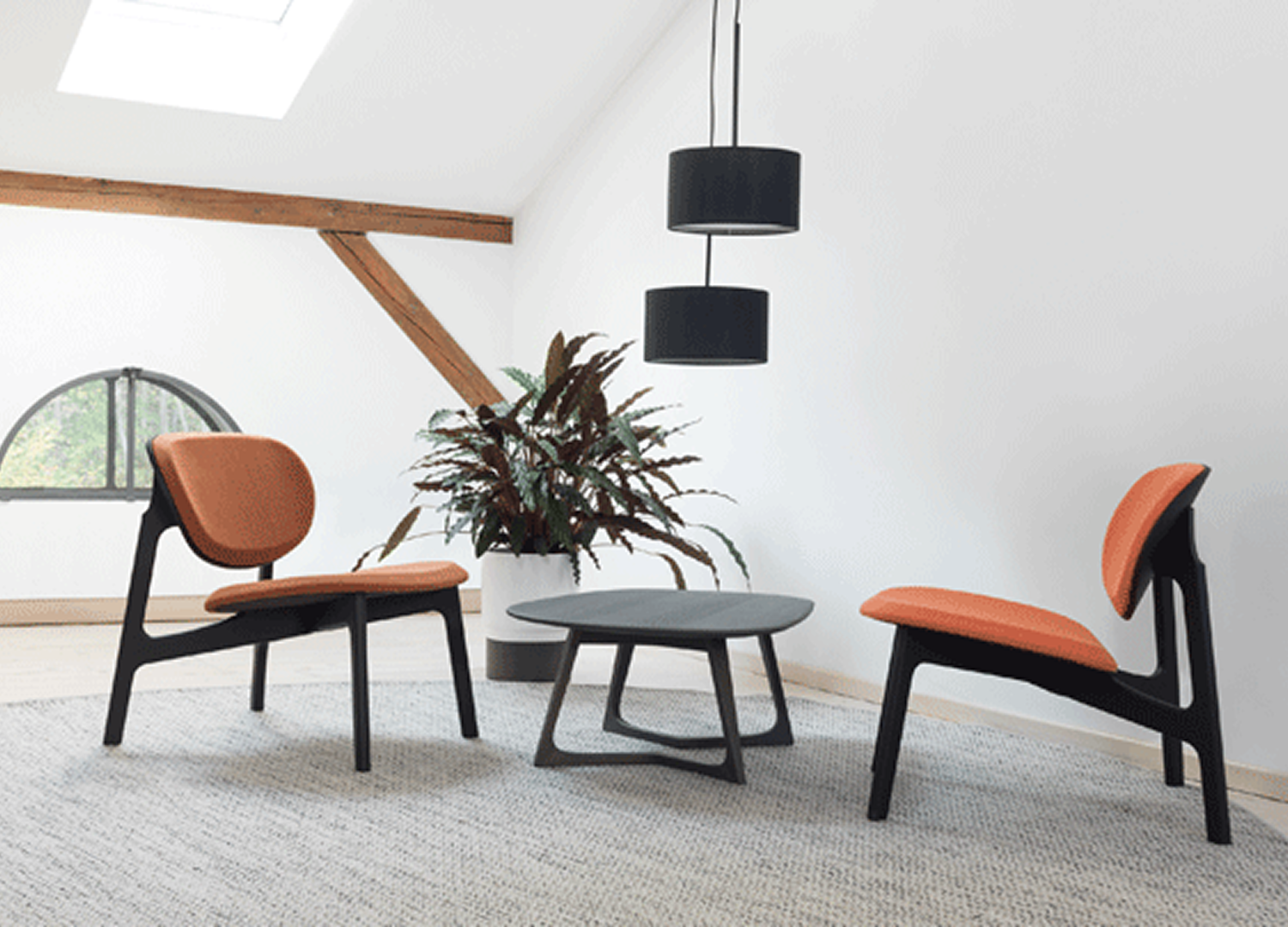 ZENSO LOUNGE German lounge chair with padded upholstered seating