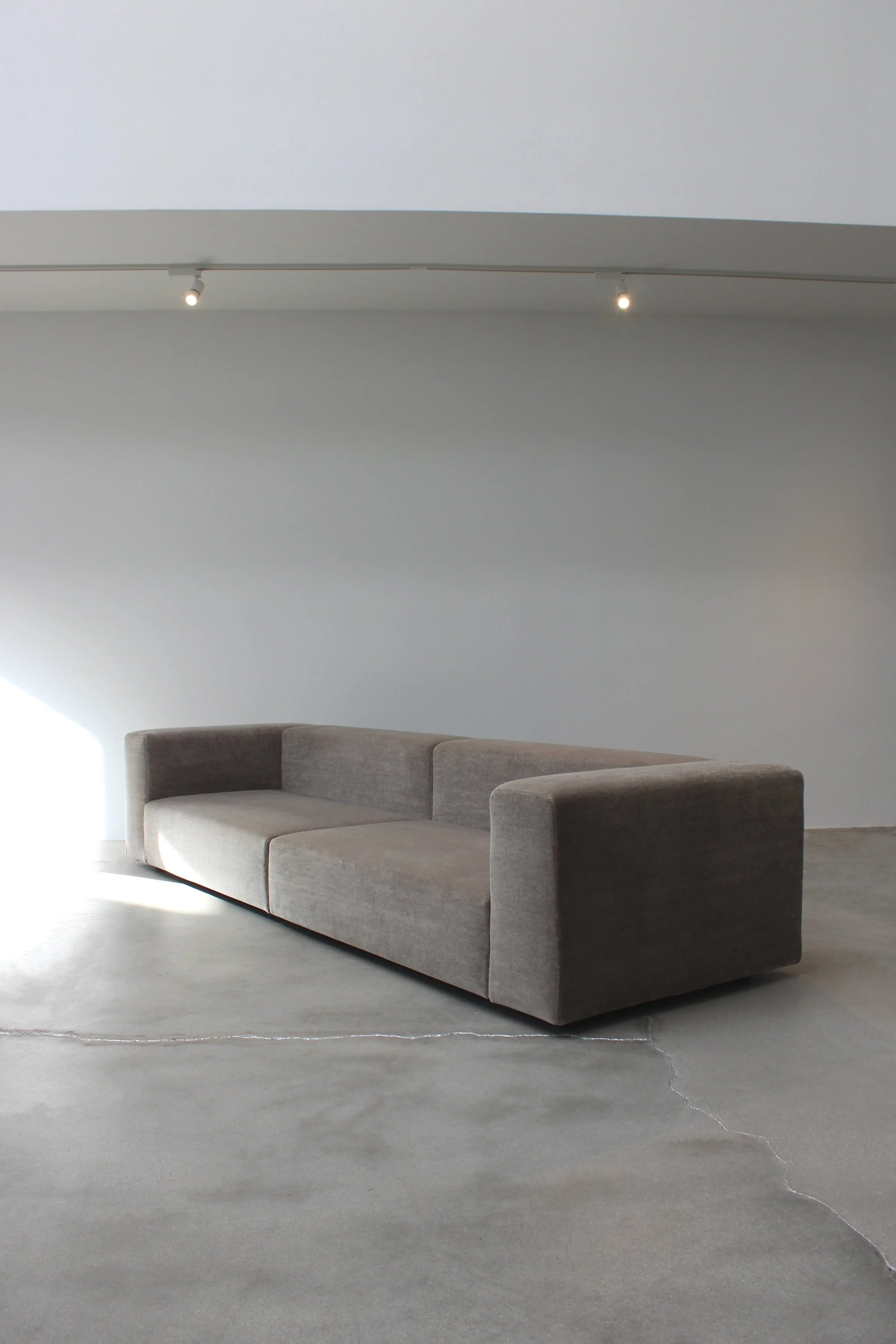 WALL SOFA