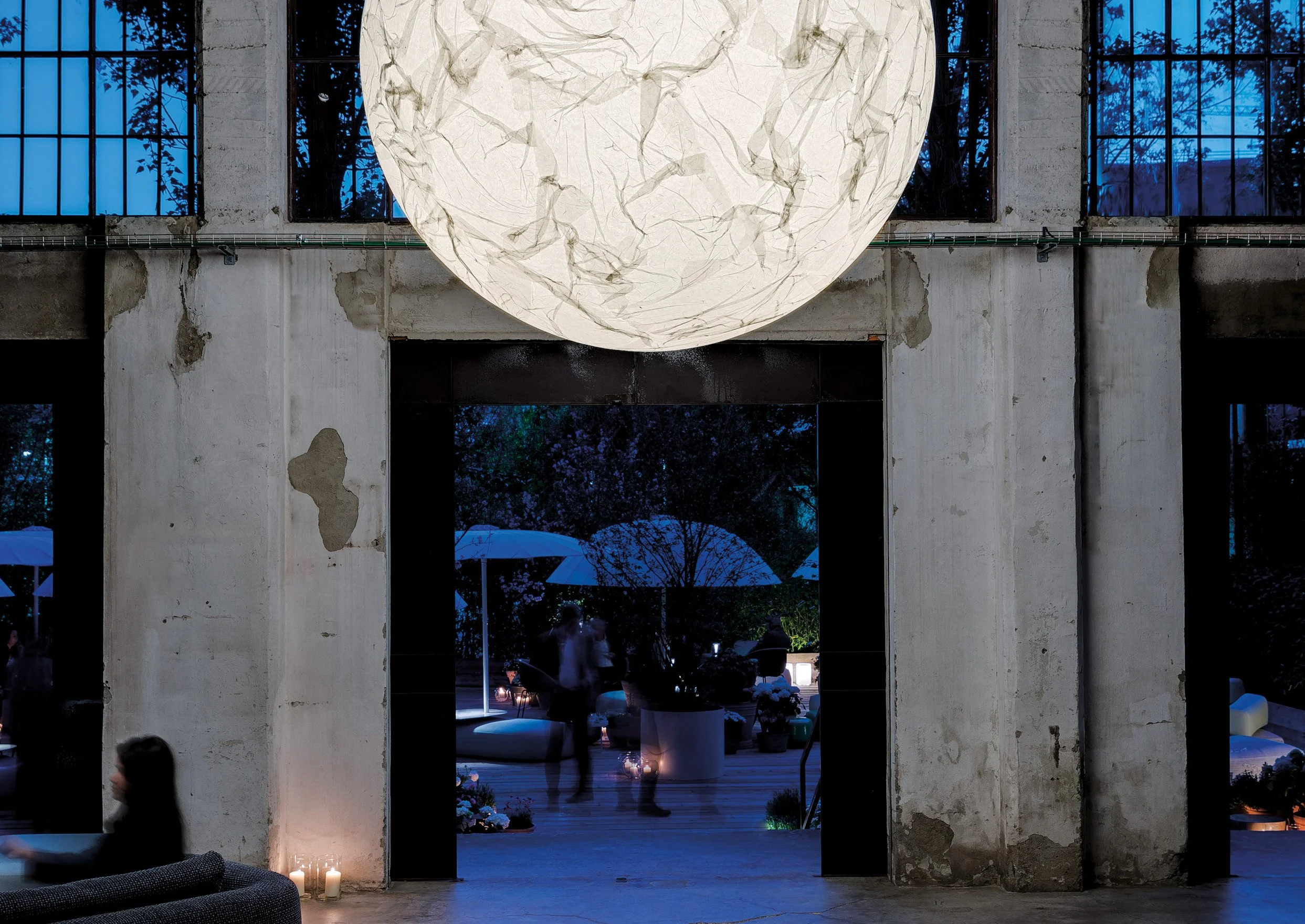 MOON_07.jpg