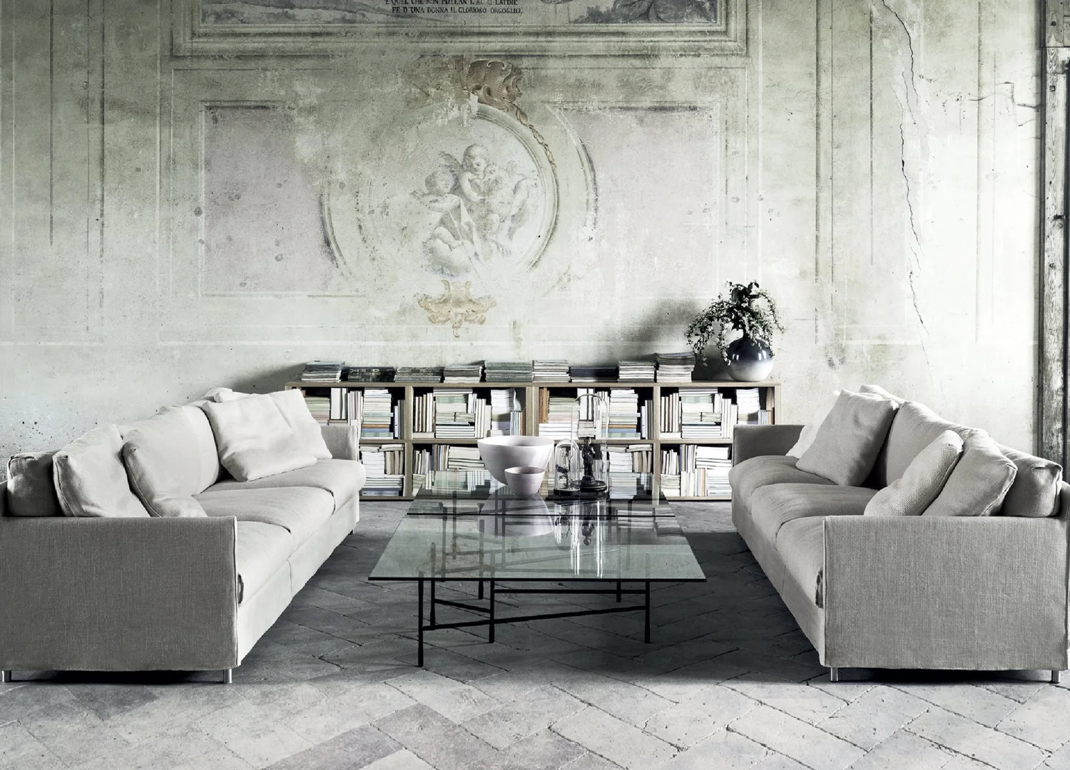 Chemise Sofa by Piero Lissoni with sleek Italian design