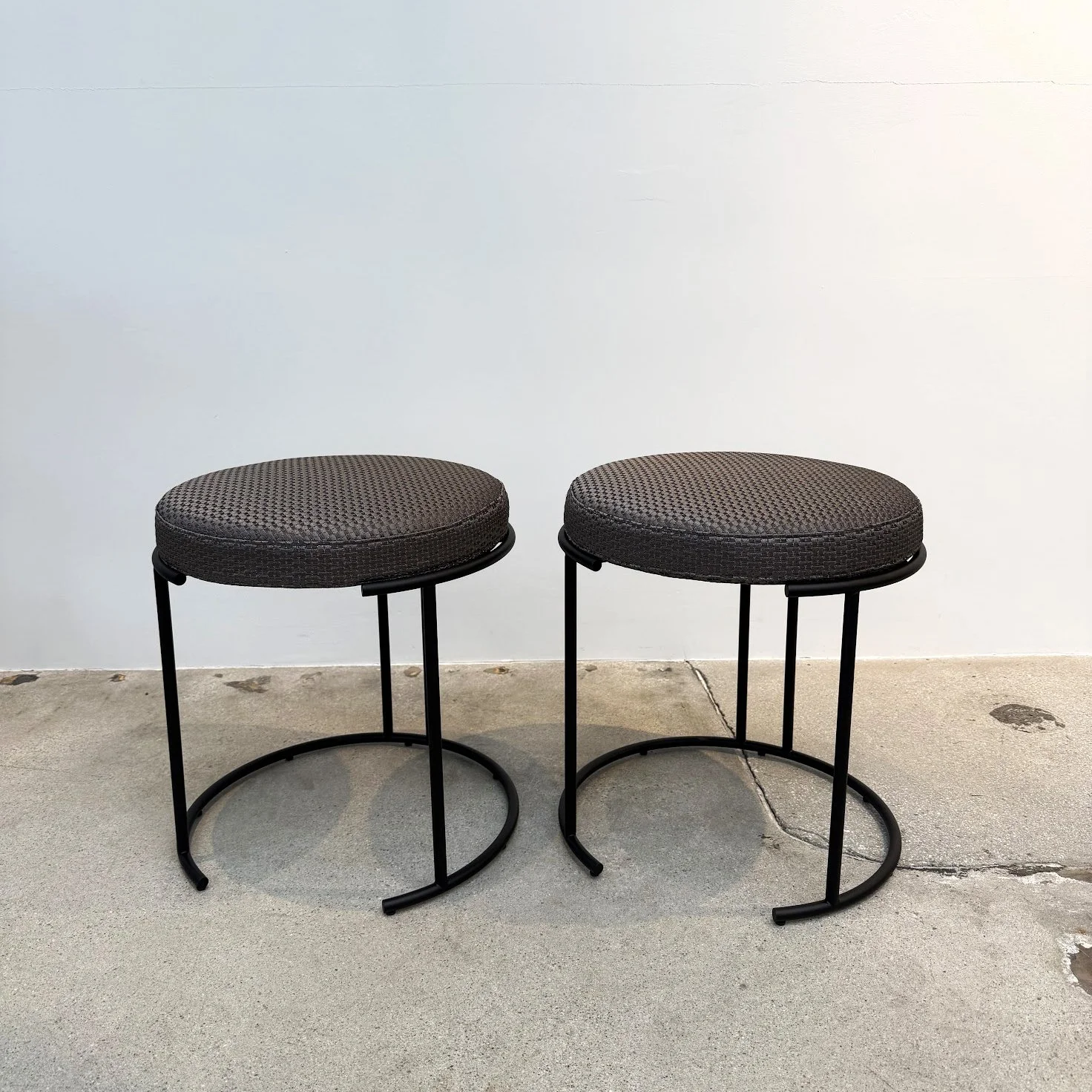 Nina Stool_ 2.jpg