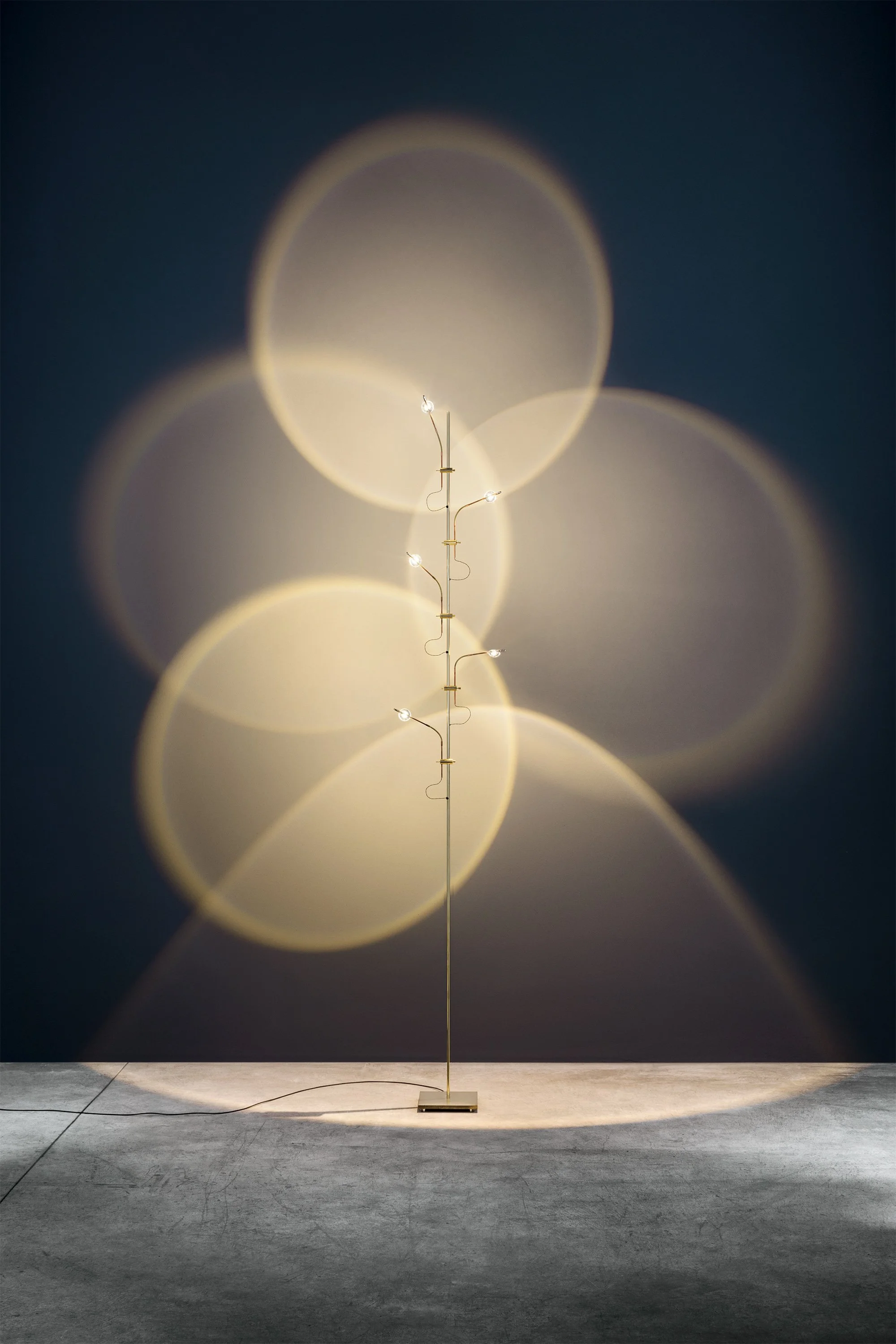 Wa-Wa(standing)-brass-on.jpg