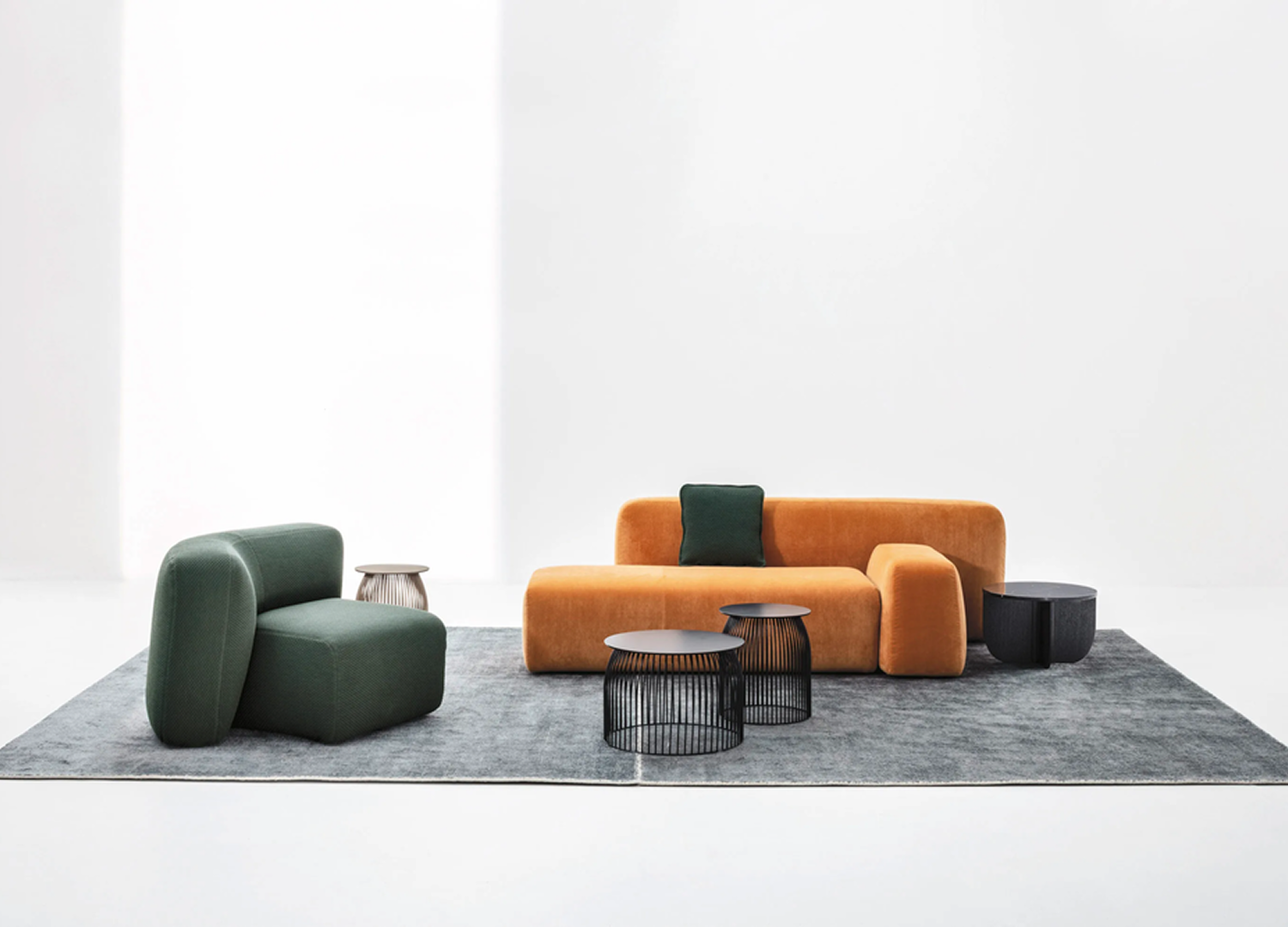 SUISEKI Italian designer modular seating with sculptural arrangement