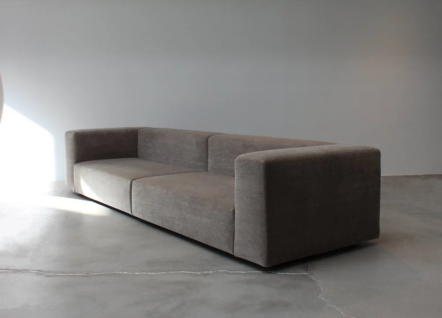 Wall contemporary modular sofa system with architectural design influence