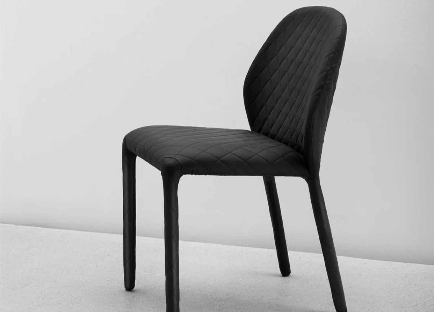 DUMBO Italian dining chair with fabric upholstery