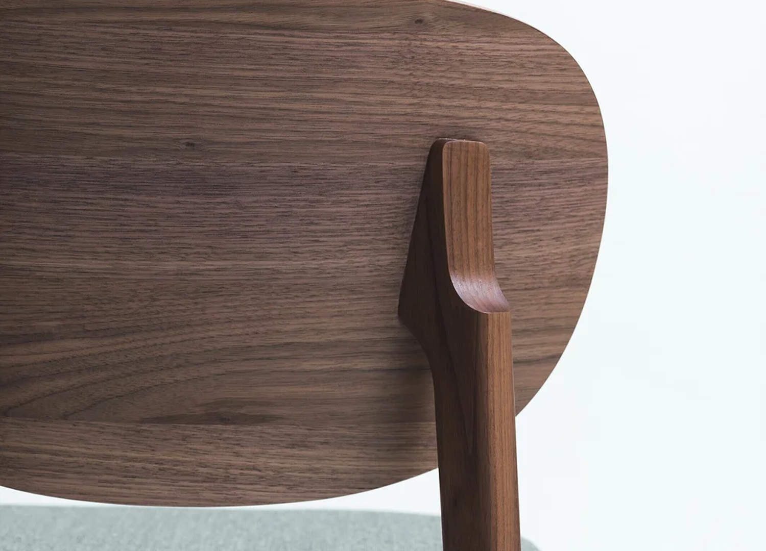 ZENSO chair by Formstelle with leather or fabric upholstered seat